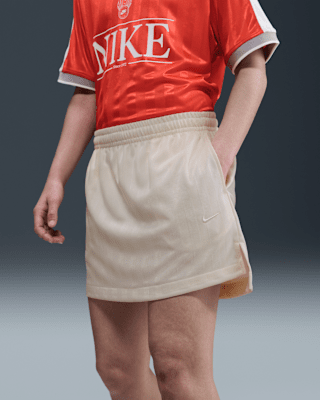 【Nike】★スカート★ Women's Jacquard Striped Skirt Nike Sportswear Women's Jacquard Striped Skirt. Nike.com